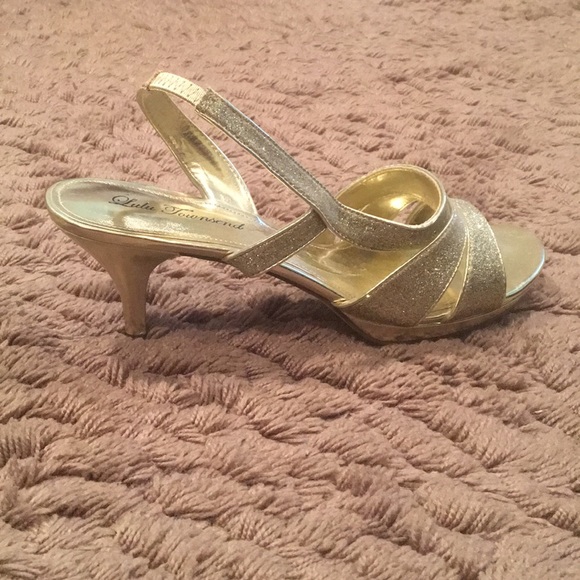 Gold Sparkly Open Toed Heels ✨👠 - Picture 2 of 4